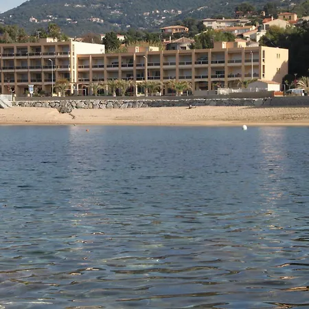 Апартаменты Bel T1 Devant La Plage, Face