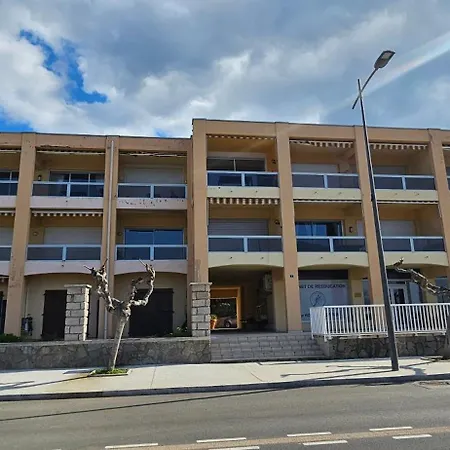 Bel Appartement T1 Devant La Plage, Face Mer Propriano (Corsica)