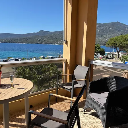 Bel T1 Devant La Plage, Face Apartment