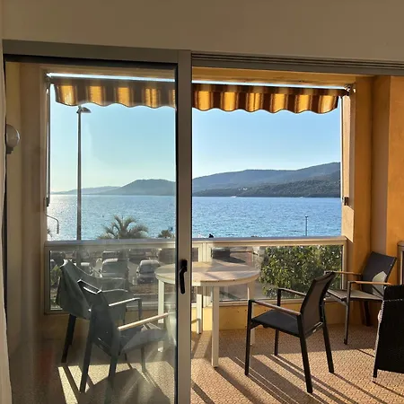 Apartment Bel T1 Devant La Plage, Face *