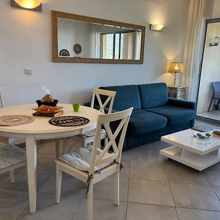 Apartment Bel T1 Devant La Plage, Face *